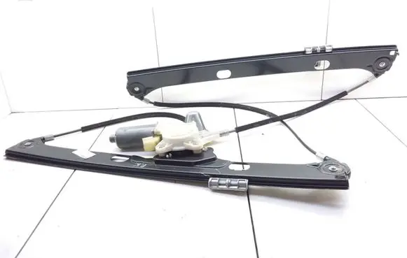 Mercedes-Benz Vaneo W414 Front door window regulator with motor A4147200546 0130821921