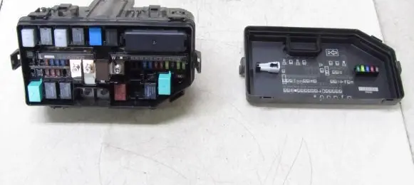 Honda CR-V Fuse box set