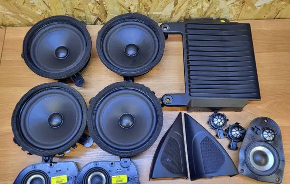 Volvo S60 Audio system kit 