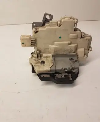 Audi A6 S6 C6 4F Front door lock 4F2837015