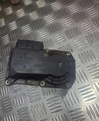 Toyota RAV 4 (XA40) Throttle valve 261000R020 5A26 00590