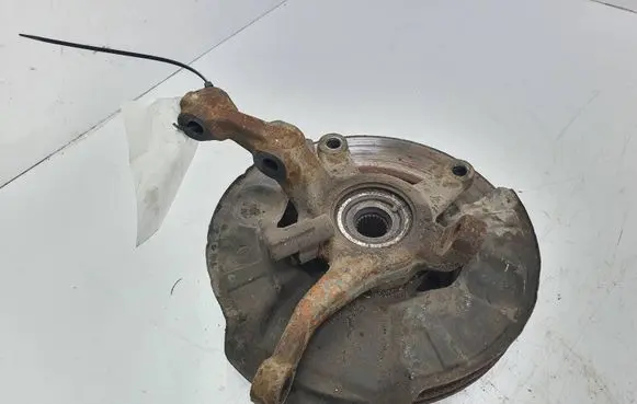 Mercedes-Benz A W168 Front wheel hub spindle knuckle