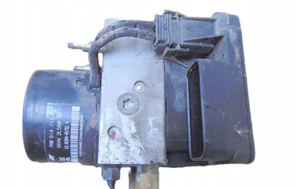 Ford Galaxy ABS Pump 7M0614111P
