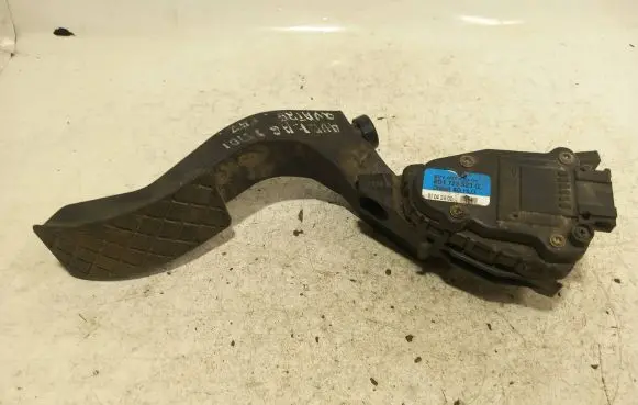 Audi A6 S6 C5 4B Accelerator throttle pedal 8D1723523G 6PV00777006
