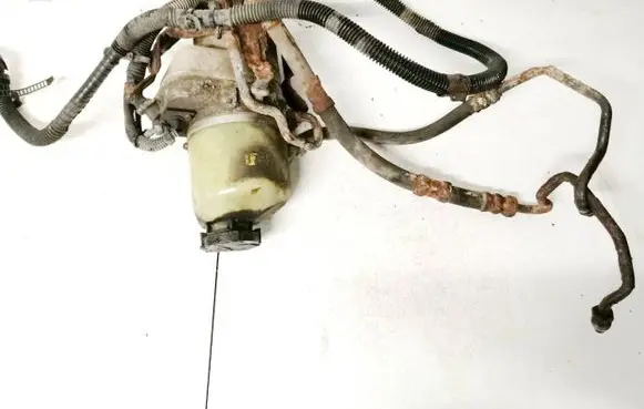 Opel Zafira A Power steering pump 104008500