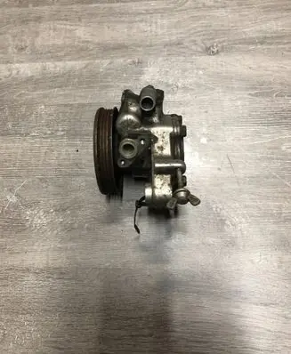 Honda Civic Power steering pump