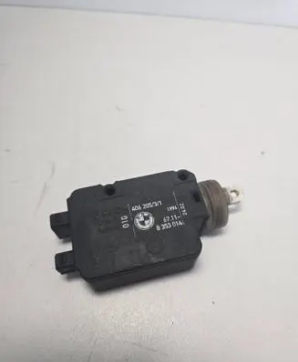 BMW 3 E36 Central locking motor 67118353014