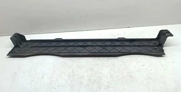 BMW X5 E70 Bottom radiator support slam panel 7533539