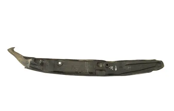 Audi Q3 8U Fender end trim 8U082111A