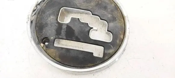 Gear shifter surround trim plastic