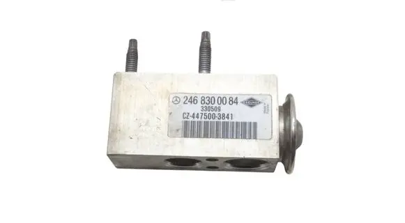 Mercedes-Benz B W246 W242 Air conditioning (A/C) expansion valve A2468300084 2468300084