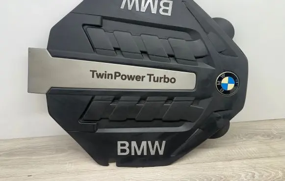BMW 7 F01 F02 F03 F04 Engine cover (trim) 7577456 20552610 06070809