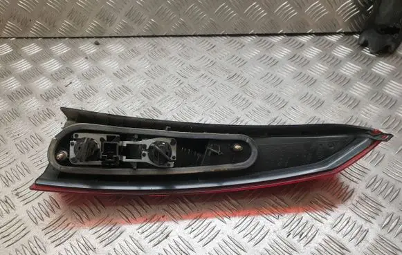 Volvo XC70 Rear/tail lights 9154493