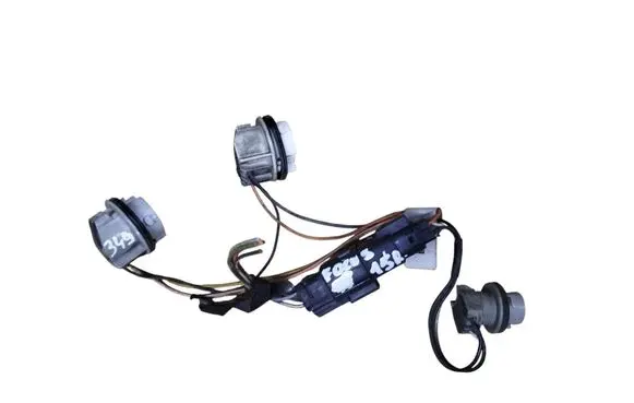 Ford Focus Tail light bulb cover holder 
