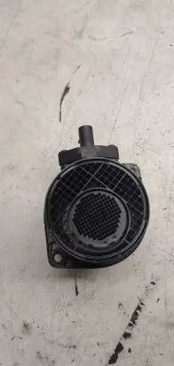 Volkswagen PASSAT B6 Mass air flow meter 0281002461