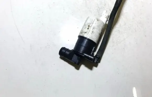 Renault Clio II Windscreen/windshield washer pump