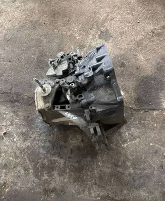 Peugeot 5008 Manual 6 speed gearbox 20EA33