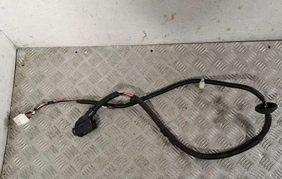 Toyota Avensis T270 Handbrake wiring loom/harness 8216405040 8216405040G