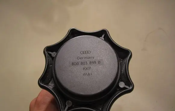 Audi A4 S4 B5 8D Spare wheel bolt 8D0803899B