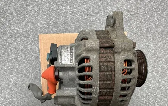 Mitsubishi Pajero Generator/alternator MD141855