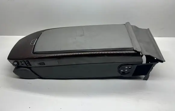 BMW 7 E65 E66 Rear seat armrest 