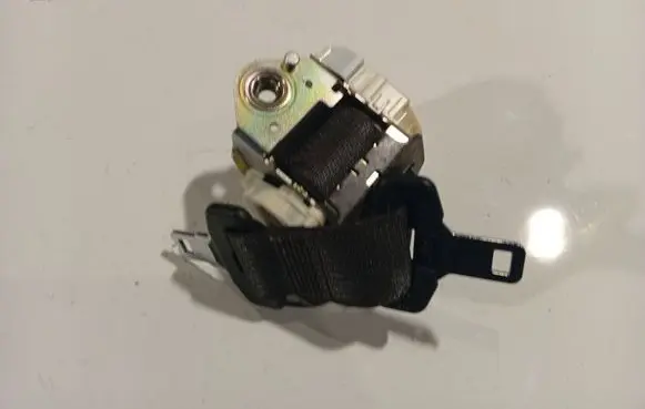 Opel Meriva B Middle seatbelt (rear) 34083026B
