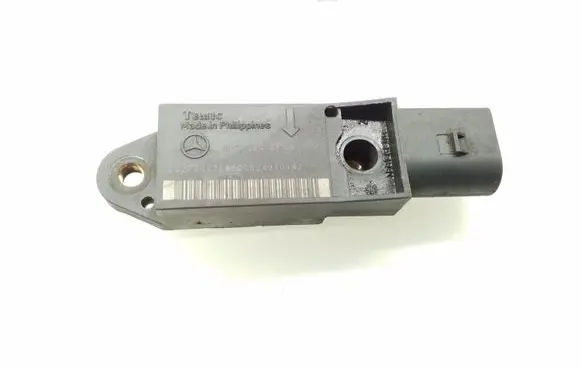 Mercedes-Benz E W211 Airbag deployment crash/impact sensor A0028202726
