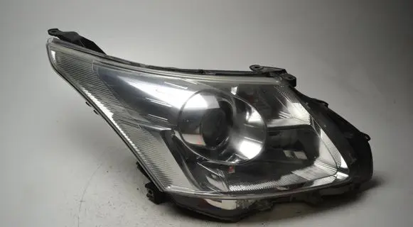 Toyota Avensis T270 Headlight/headlamp H279GRDE 171208 12675