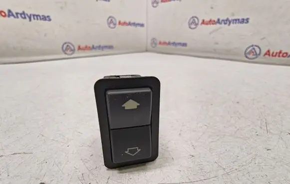 BMW 5 E39 Electric window control switch 8368974 61318368974