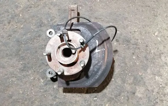 Nissan Qashqai Front wheel hub