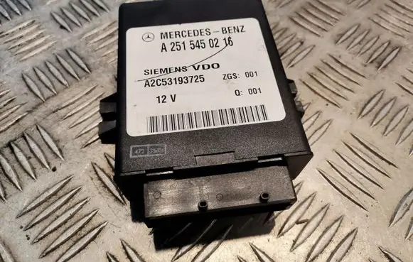 Mercedes-Benz R W251 Air suspension control unit module (rear) 2515450216