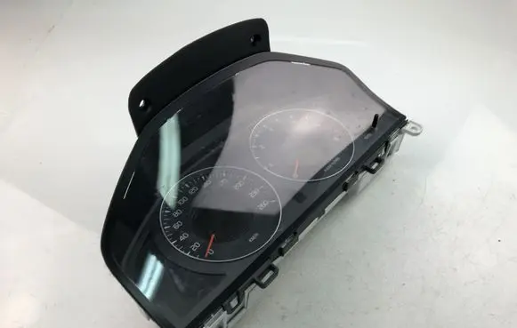 Volvo S80 Speedometer (instrument cluster) 31254535AA