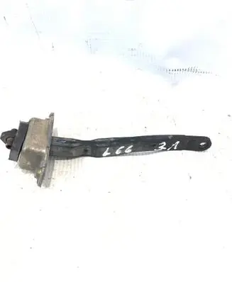 Suzuki XL7 I Rear door check strap stopper