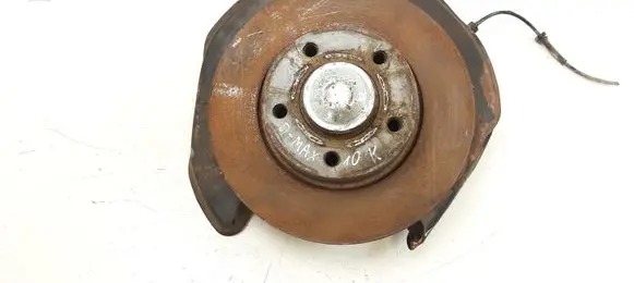 Rear wheel hub