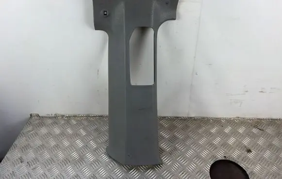 Volkswagen Multivan T4 (B) pillar trim (top) 705867239