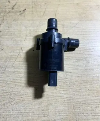 Peugeot 508 Electric auxiliary coolant/water pump 9676438380 702059140 0682296