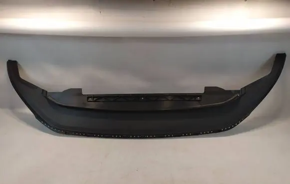 Volkswagen Golf VII Front bumper lip 5Q0805915C