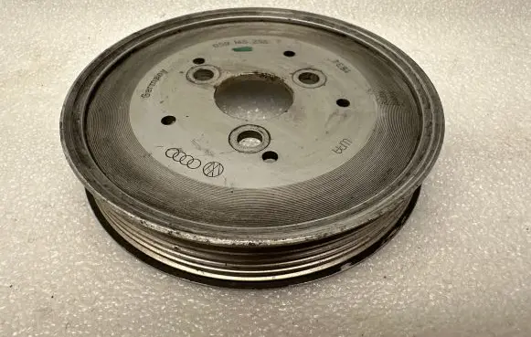 Audi A4 S4 B7 8E 8H Power steering pump pulley 059145255