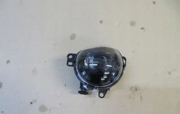 Volvo S90, V90 Front fog light