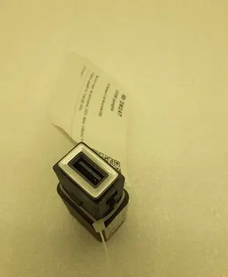 Citroen C4 III e-C4 USB socket connector 98217039DX 9824334377