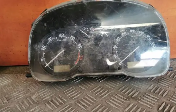 Skoda Octavia Mk2 (1Z) Speedometer (instrument cluster) 1U0920810B