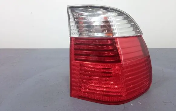 BMW 5 E39 Rear/tail lights 6902532