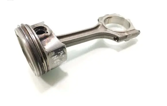 Opel Mokka Piston with connecting rod 