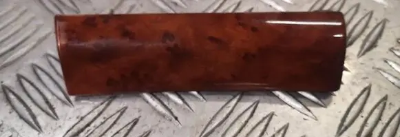 Dashboard glove box trim