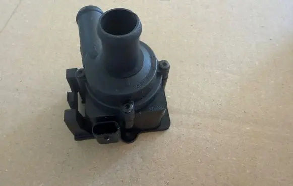 Audi Q5 SQ5 8R Electric auxiliary coolant/water pump 8K0965561A