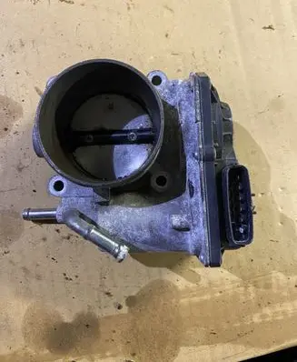 Subaru Forester SJ Throttle valve 16112AA380