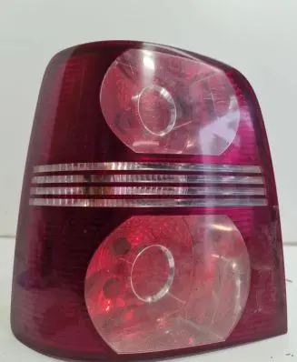 Volkswagen Touran I Rear/tail lights 1T0945111G 111458 1T0945095J