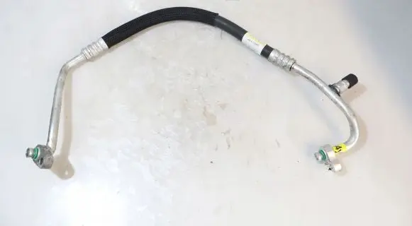 KIA Ceed Air conditioning (A/C) pipe/hose