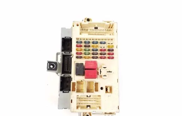 Fiat Punto (188) Fuse module 51735938