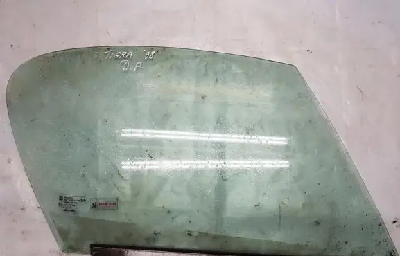 Opel Tigra A Front door window glass four-door